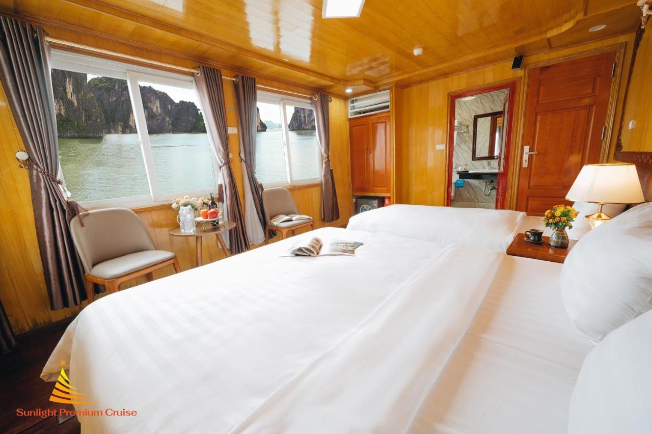 Sunlight Cruise Hotel Ха Лонг Екстериор снимка